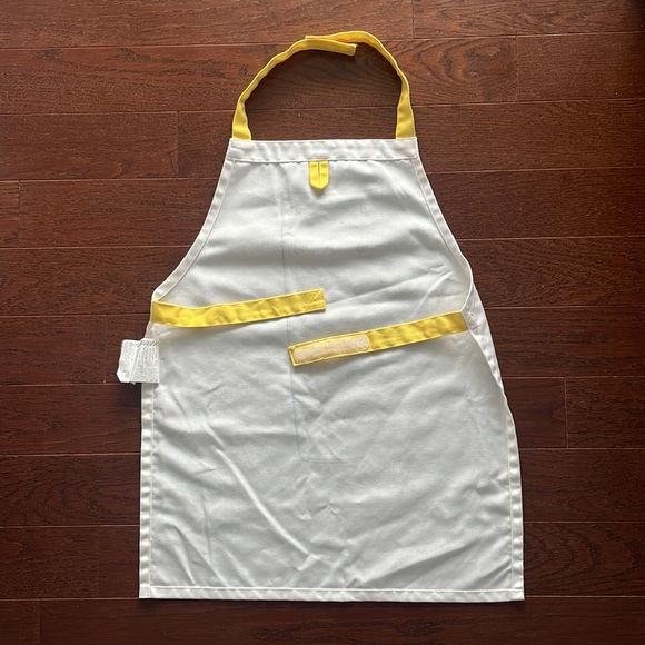Sesame Street C is for Cooking Cookbook & Kids’ Apron - Picture 3 of 10